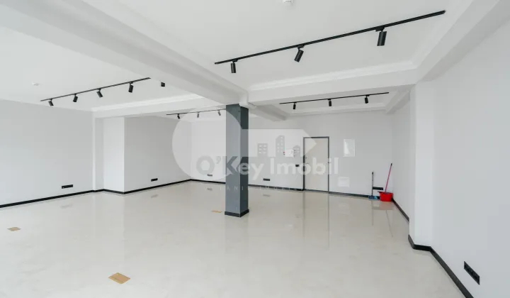 Oficiu, Centru, MIHAI EMINESCU