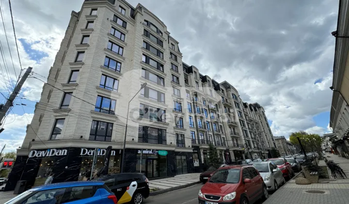 Oficiu, Centru, MIHAI EMINESCU