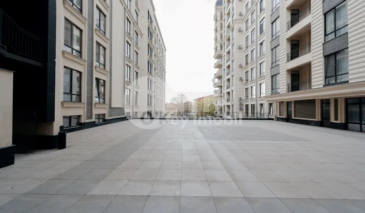 Oficiu, Centru, MIHAI EMINESCU