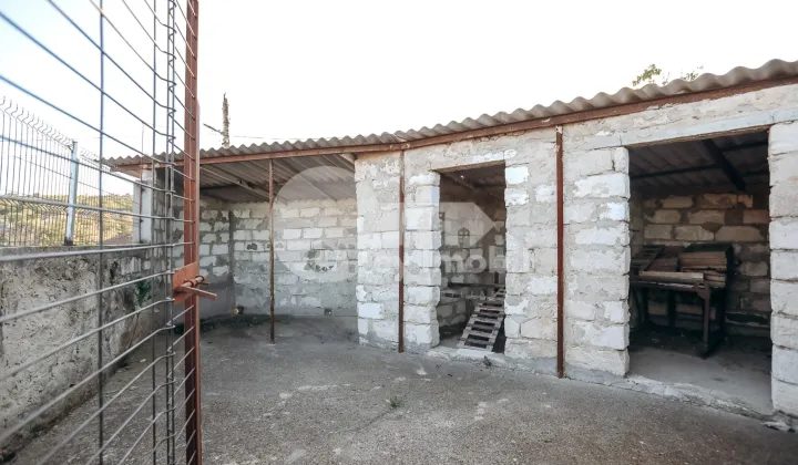 Casă, MILEȘTII MICI