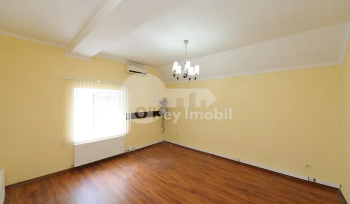 Spațiu comercial, Centru, 31 AUGUST