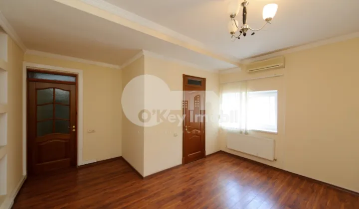 Spațiu comercial, Centru, 31 AUGUST