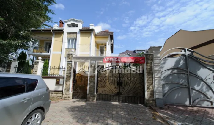 Spațiu comercial, Centru, 31 AUGUST