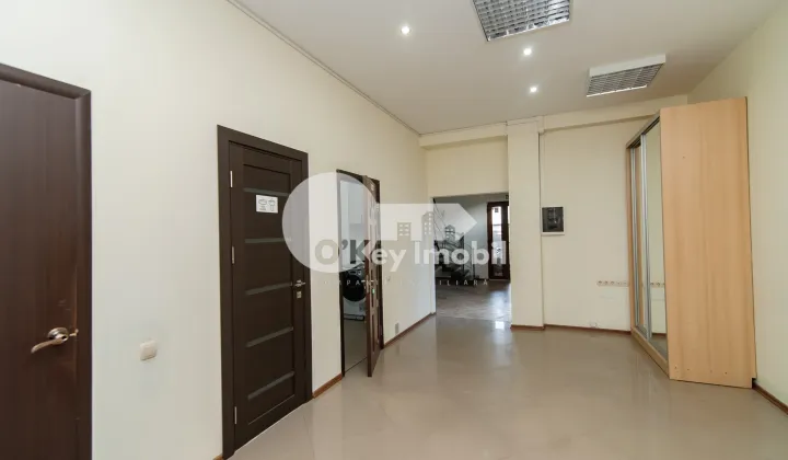 Spațiu comercial, Centru, ALEXEI ȘCIUSEV