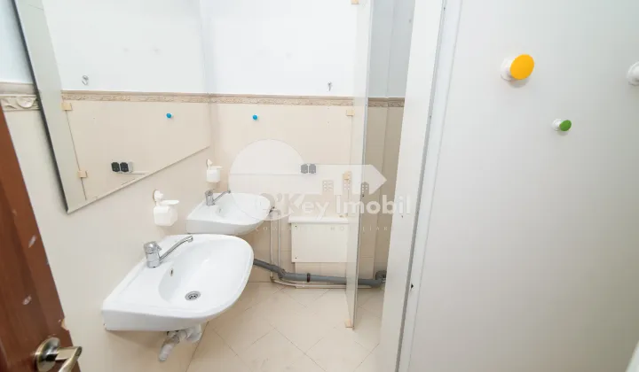 Spațiu comercial, Centru, ALEXEI ȘCIUSEV