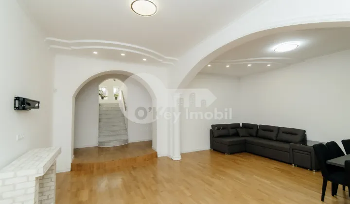 Casă, Botanica, CETATEA ALBĂ