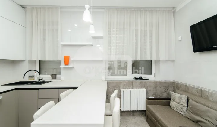 Casă, Botanica, CETATEA ALBĂ