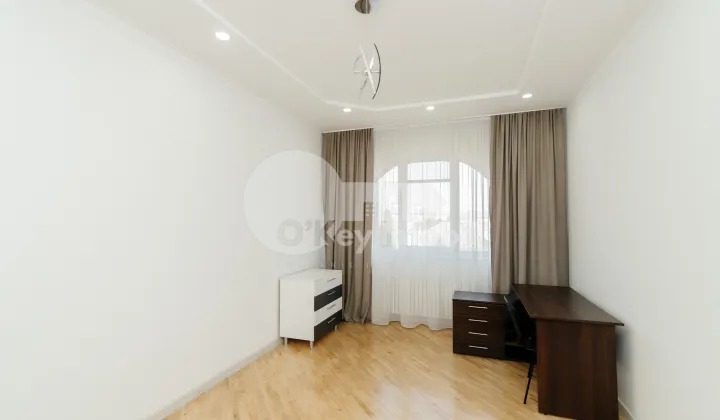 Casă, Botanica, CETATEA ALBĂ