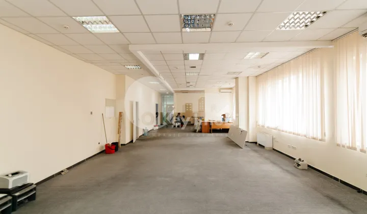 Spațiu comercial, Botanica, DACIA