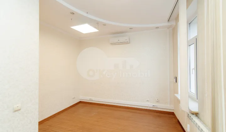 Oficiu, Centru, ALEXEI MATEEVICI