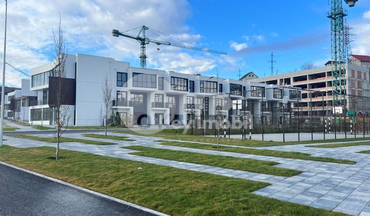 Townhouse,Buiucani, GHIOCEILOR