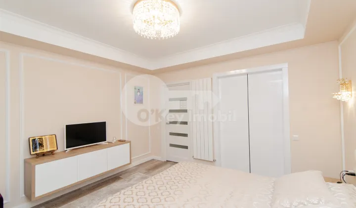 Apartament, Centru, MELESTIU