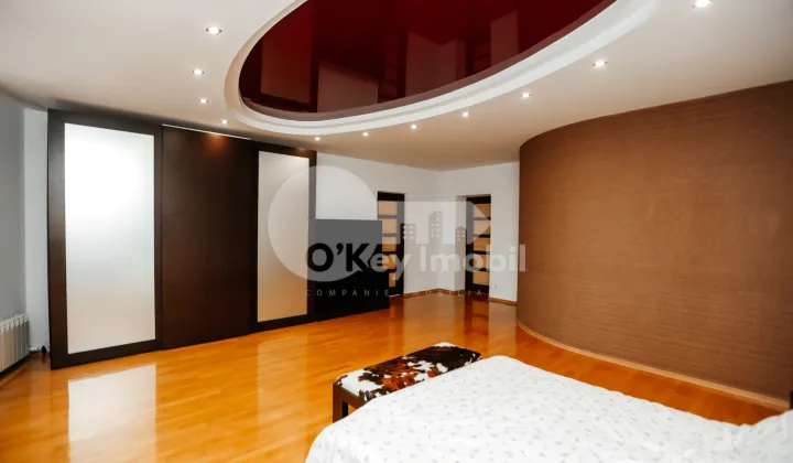 Casă, Centru, MALINA MICĂ