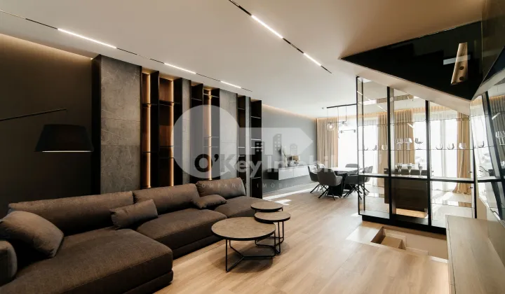 Townhouse, Telecentru, LACULUI