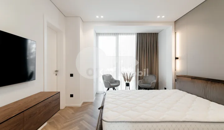 Townhouse, Telecentru, LACULUI