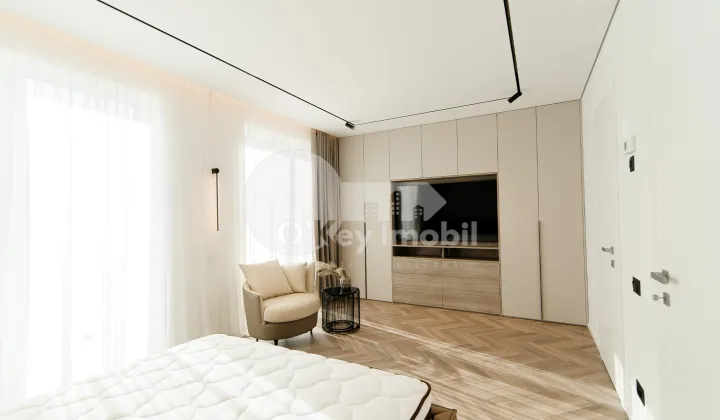 Townhouse, Telecentru, LACULUI