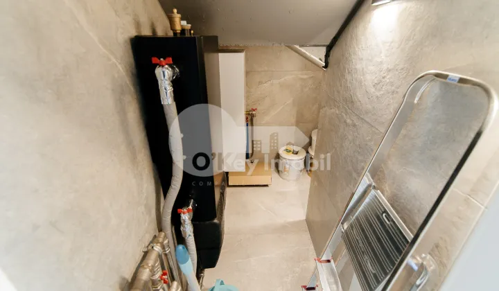 Townhouse, Telecentru, LACULUI