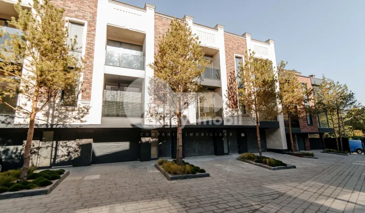 Townhouse, Telecentru, LACULUI