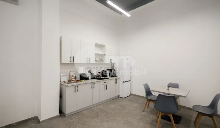 Spațiu comercial, Botanica, DECEBAL