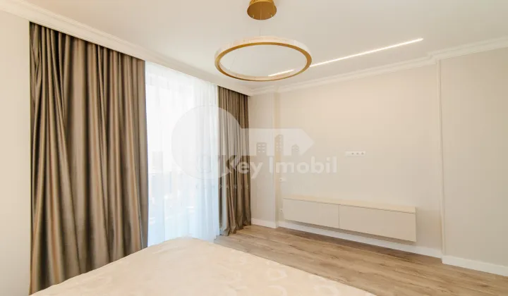 Casă, Botanica, PĂȘUNILOR