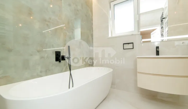 Casă, Botanica, PĂȘUNILOR